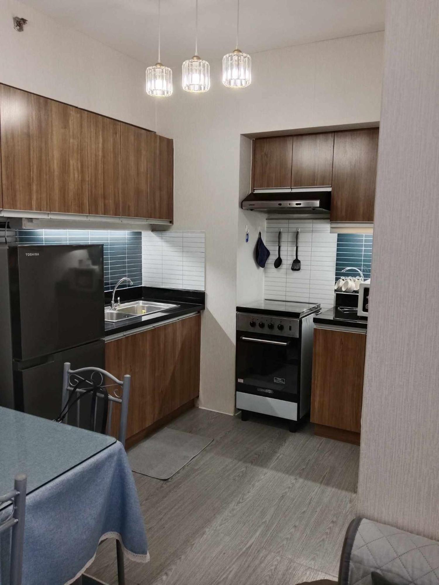 Spacious 2 Bedroom Unit For Rent * Iloilo City