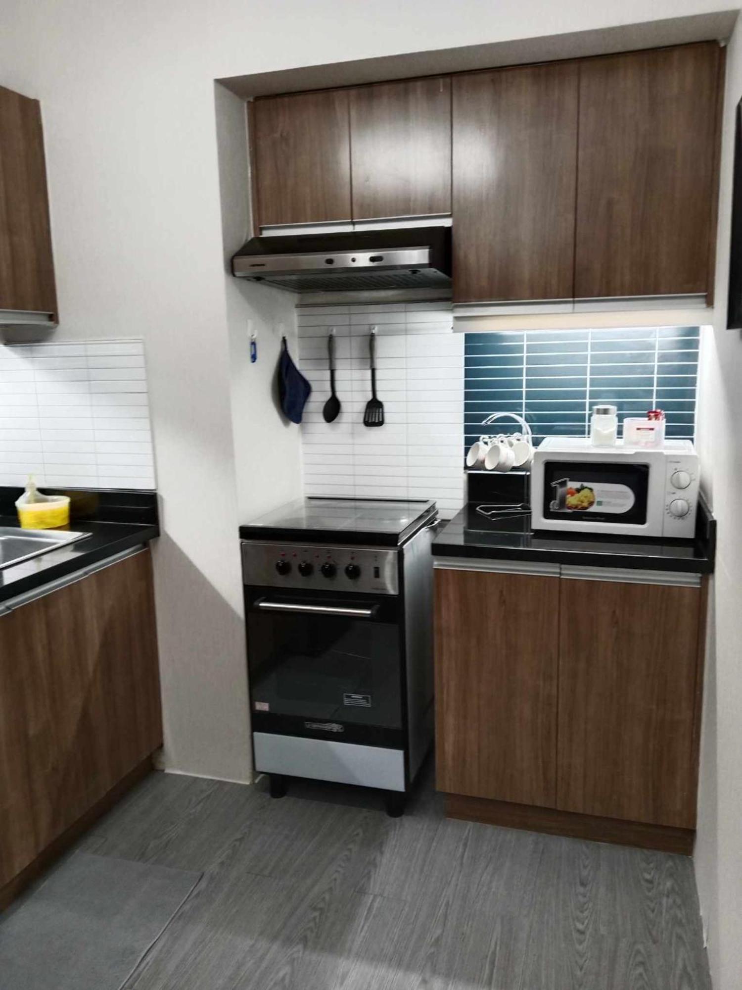 Spacious 2 Bedroom Unit For Rent