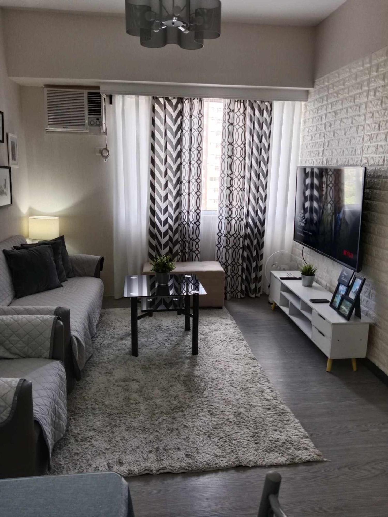 Spacious 2 Bedroom Unit For Rent Apartment *